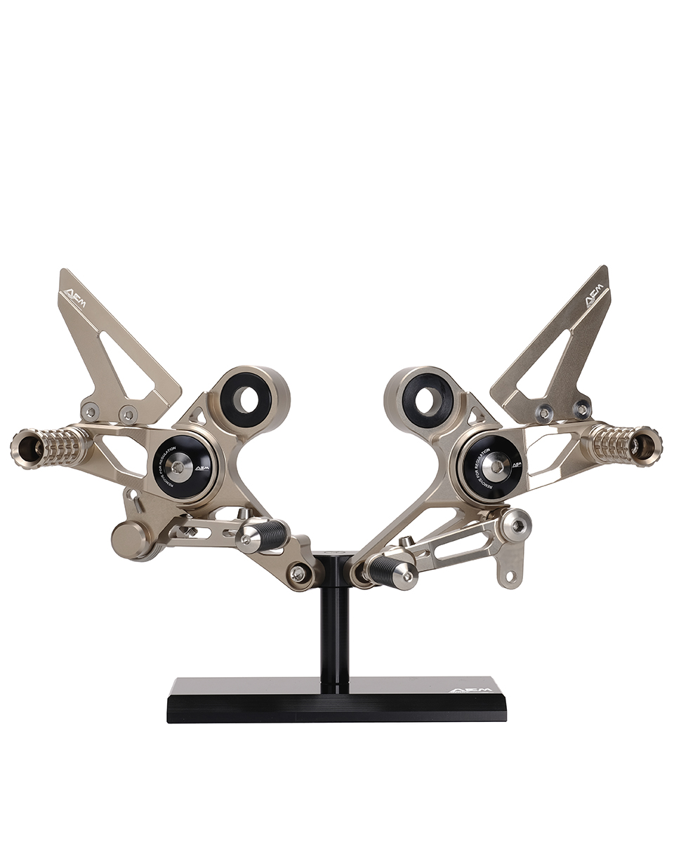 AEM FACTORY - DUCATI MONSTER 696 796 & 1100 ADJUSTABLE BILLET REARSETS WITH COLORED ECCENTRIC AEM FACTORY - DUCATI MONSTER 696 796 & 1100 ADJUSTABLE BILLET REARSETS WITH COLORED ECCENTRIC